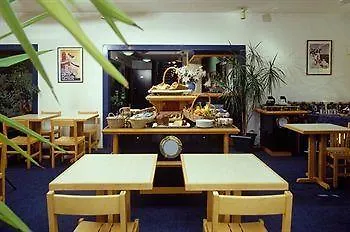 Hotel Kyriad Direct La Beaujoire 2*